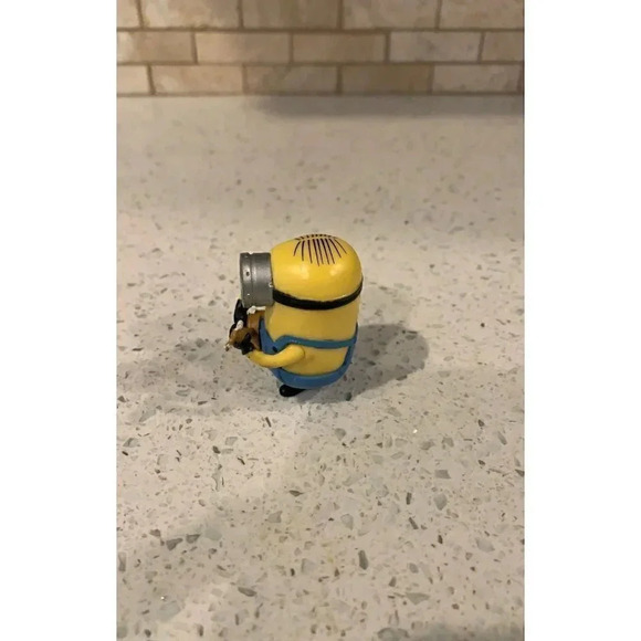 Funko Minions Movie Mystery Mini Vinyl Figure Despicable Me sd - Picture 4 of 4